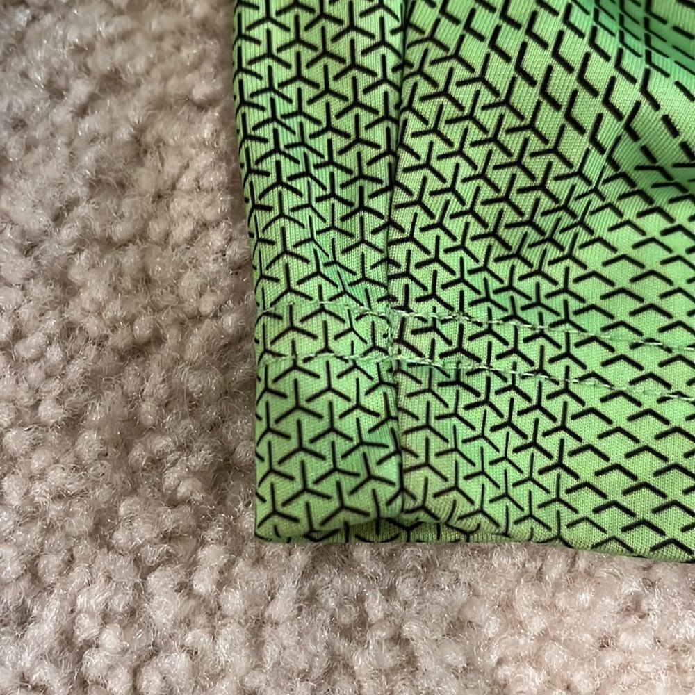 SIZE SMALL 8 XERSION SHORTS - Picture 8 of 8